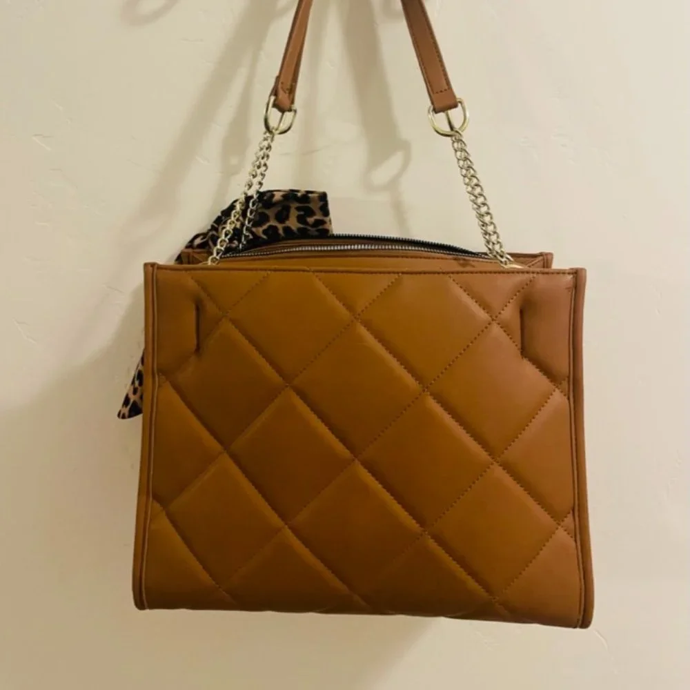 Betsey Johnson Tote Bag - Picture 5 of 5